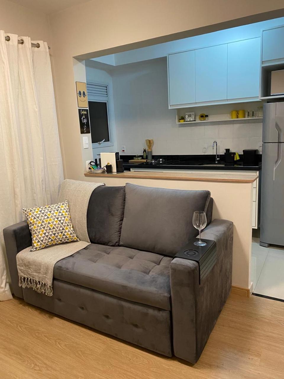 Apto Proximo Av Paulista, Garagem, 350 Mts Da Estacao Mackenzie, 200 Mts Shopping Frei Caneca São Paulo