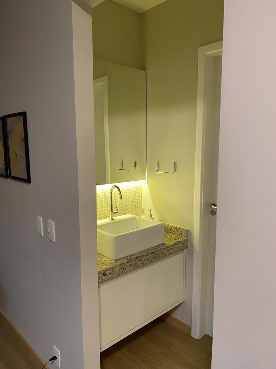 Apartamento Apto Proximo Av Paulista, Garagem, 350 Mts Da Estacao Mackenzie, 200 Mts Shopping Frei Caneca